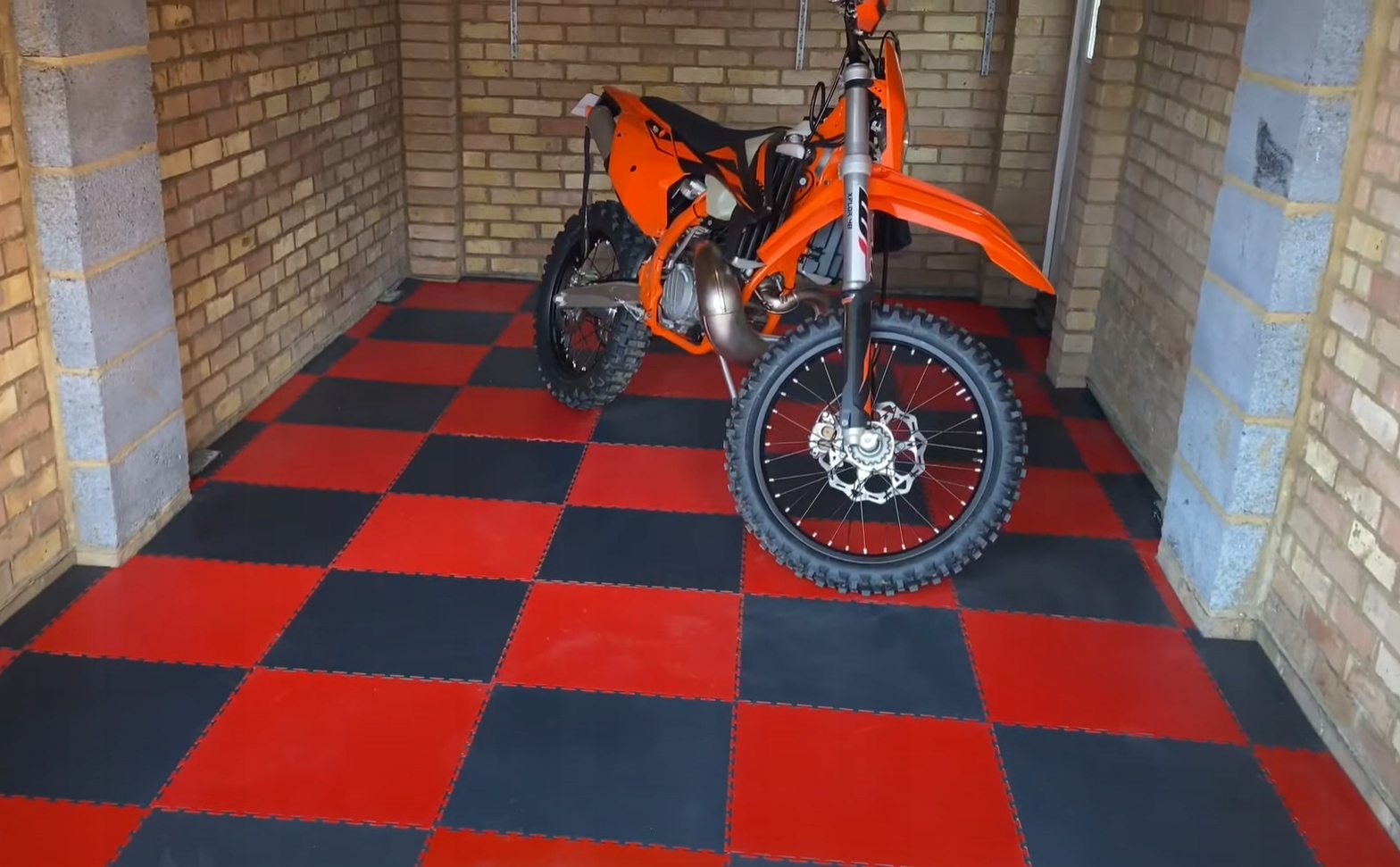 Podłoga Modułowa PVC Płytki Puzzle 50x50 Garaż Posadzka Warsztat Magazyn - obrazek 5